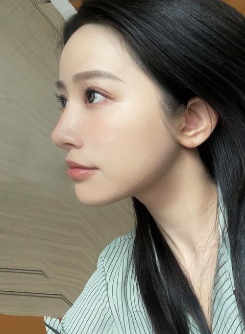 鼻梁高的女人性格有什么特點