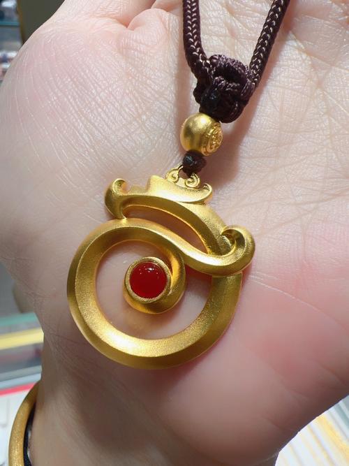 屬龍一生佩戴什么飾品好 屬龍不能佩戴什么生肖飾品