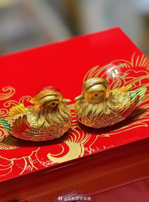 婚姻怎樣才能維持下去  臥室擺放鴛鴦擺件增進感情