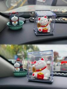 車載飾品招財貓應該怎么擺放 朝外面擺放寓意招財