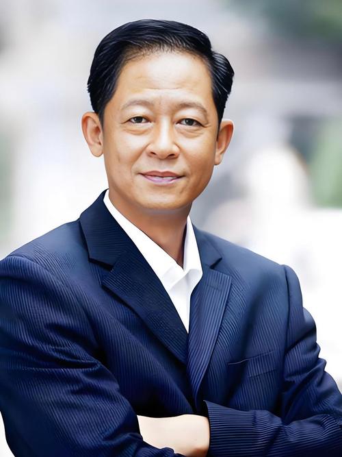 發中有痣的男人，能成就一番事業！