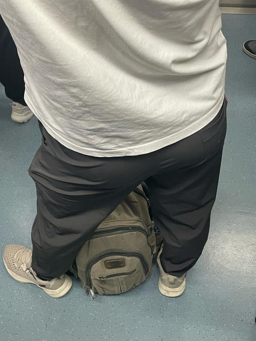 臀部有痣的男人命運，只要肯努力，定能實現自己的理想！