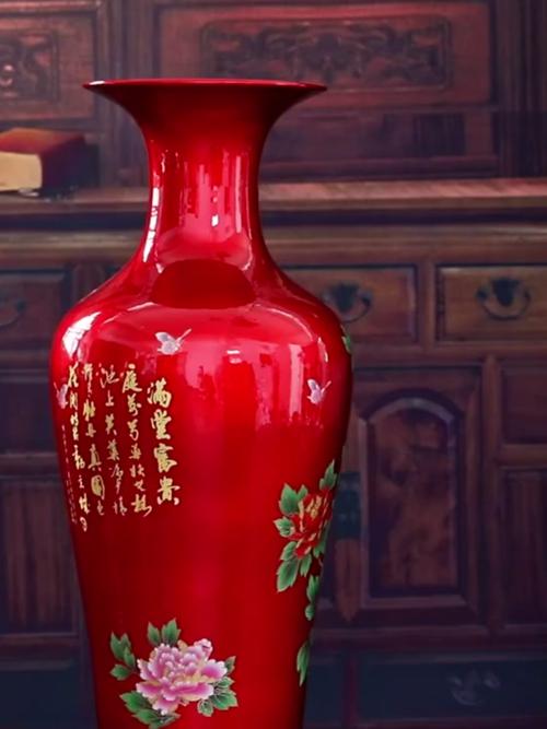 紅色大花瓶放客廳好不 平安吉祥有功效