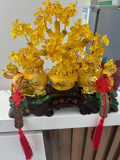最有效的招財轉運方法  在花瓶中放銅幣轉財運