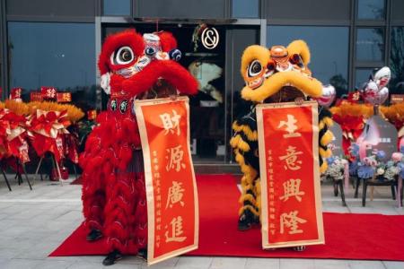 店鋪開業紅布怎么掛 新店開業掛紅布能旺財