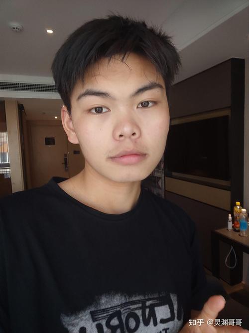 塌鼻子帥哥有財嗎