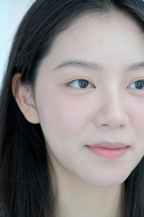 眉毛淡的女人代表什么,眉毛很淡的女孩子什么性格