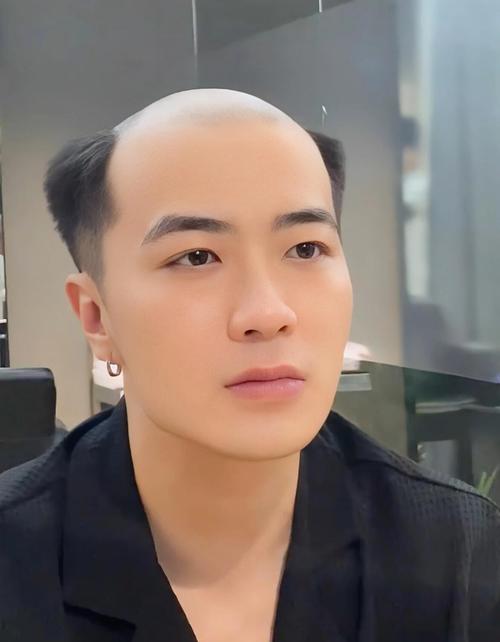 禿頂男人面相 聰明刻苦能力強