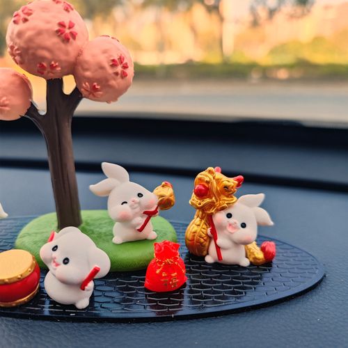屬兔的車內擺什么東西好？拒絕兇猛動物
