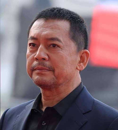 男人臉上長橫肉面相